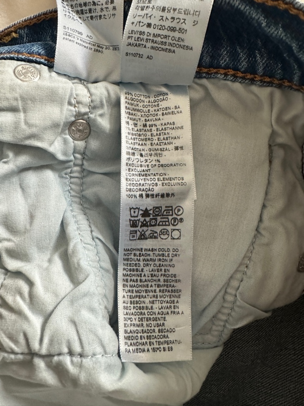 Women’s Levi Ribcage Ankle Straight Jeans 33x27 - Picture 6 of 6
